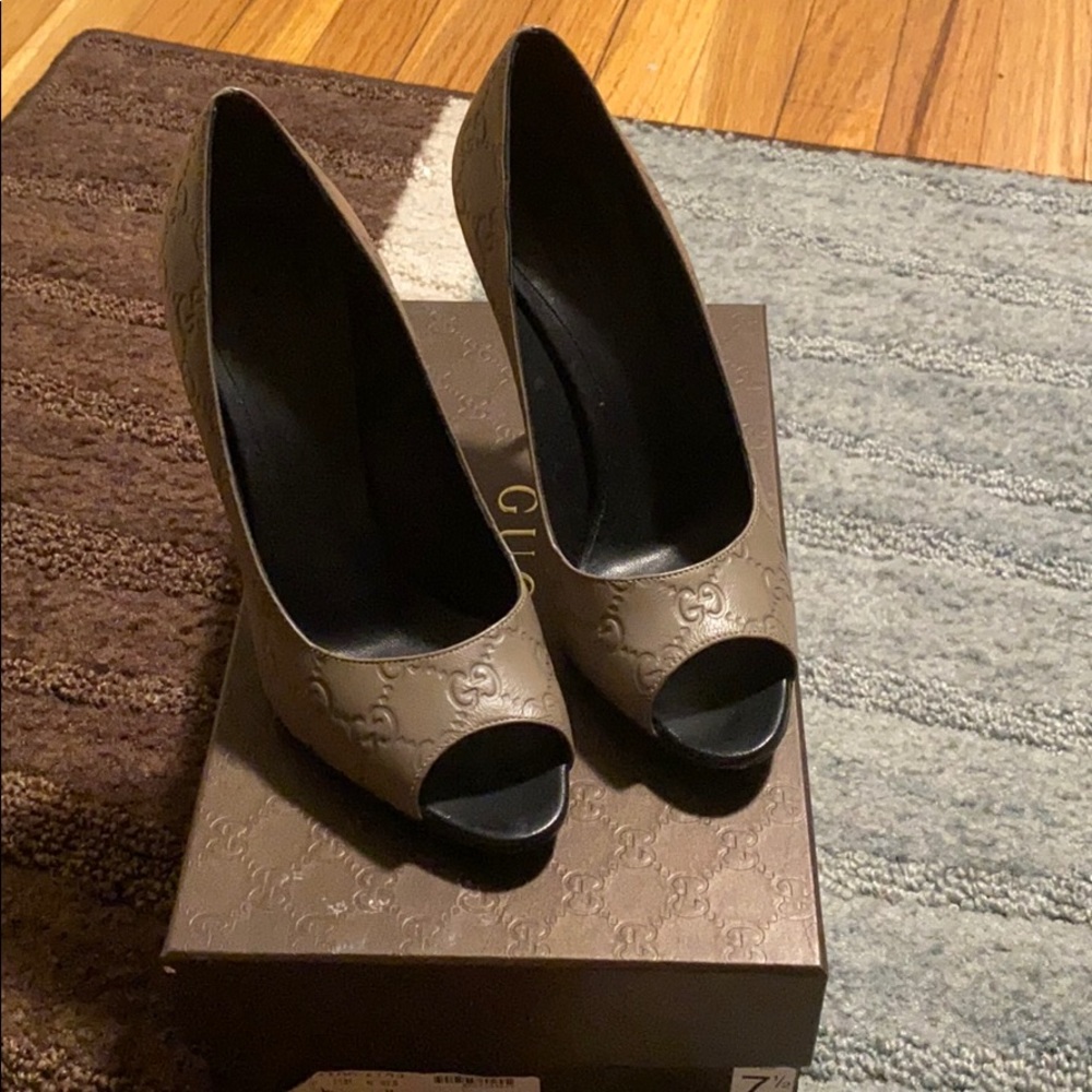 Gucci Sandals
